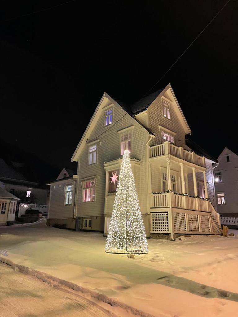 North Estate Jl Gate Apartment Tromso Luaran gambar