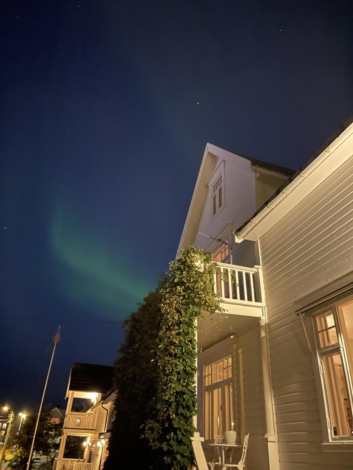 North Estate Jl Gate Apartment Tromso Luaran gambar